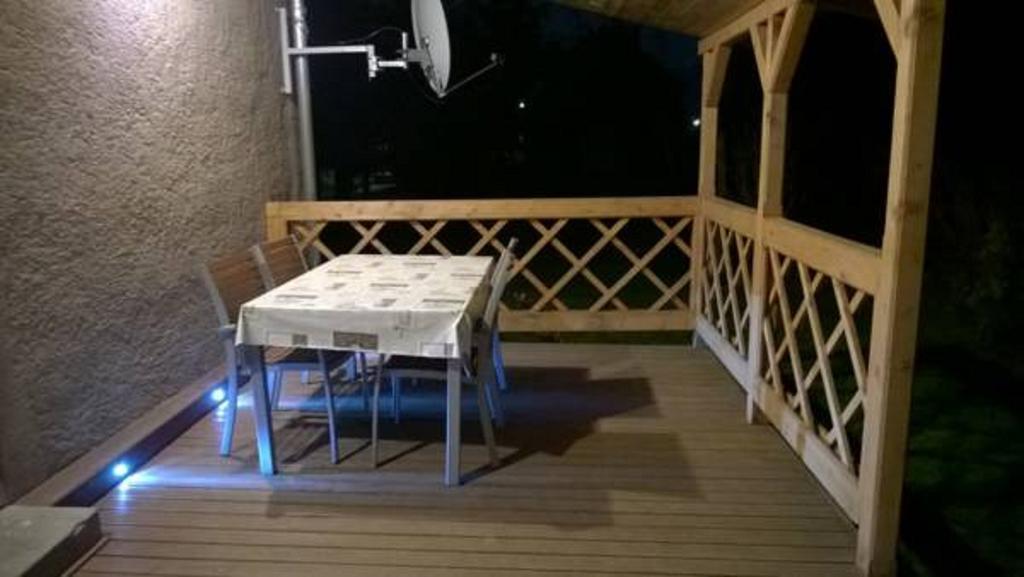 Hotel Oeroemvoelgy Vendeghaz Bozsva Exteriér fotografie